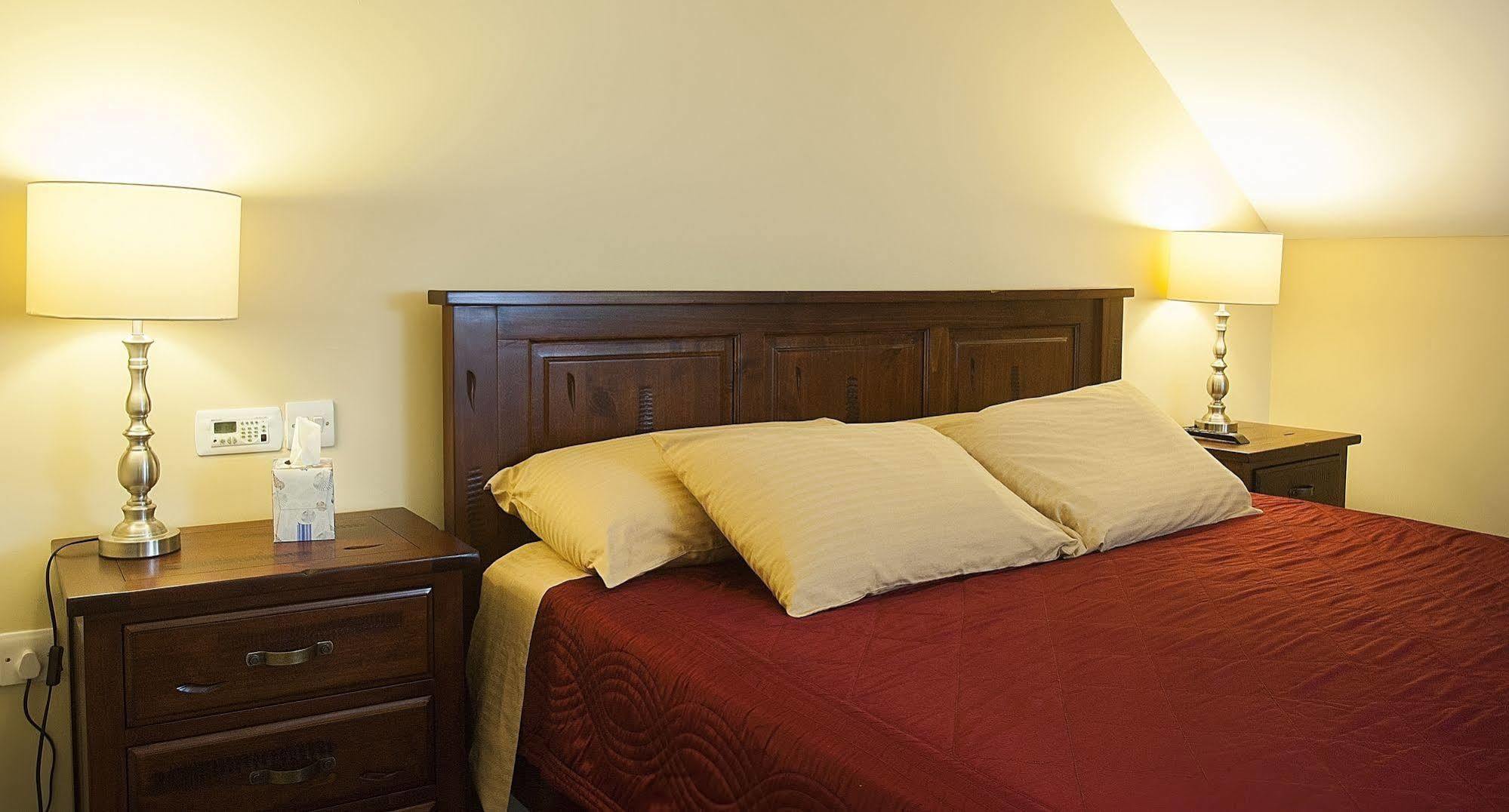 Sea Breeze Lodge B&B Galway Ngoại thất bức ảnh