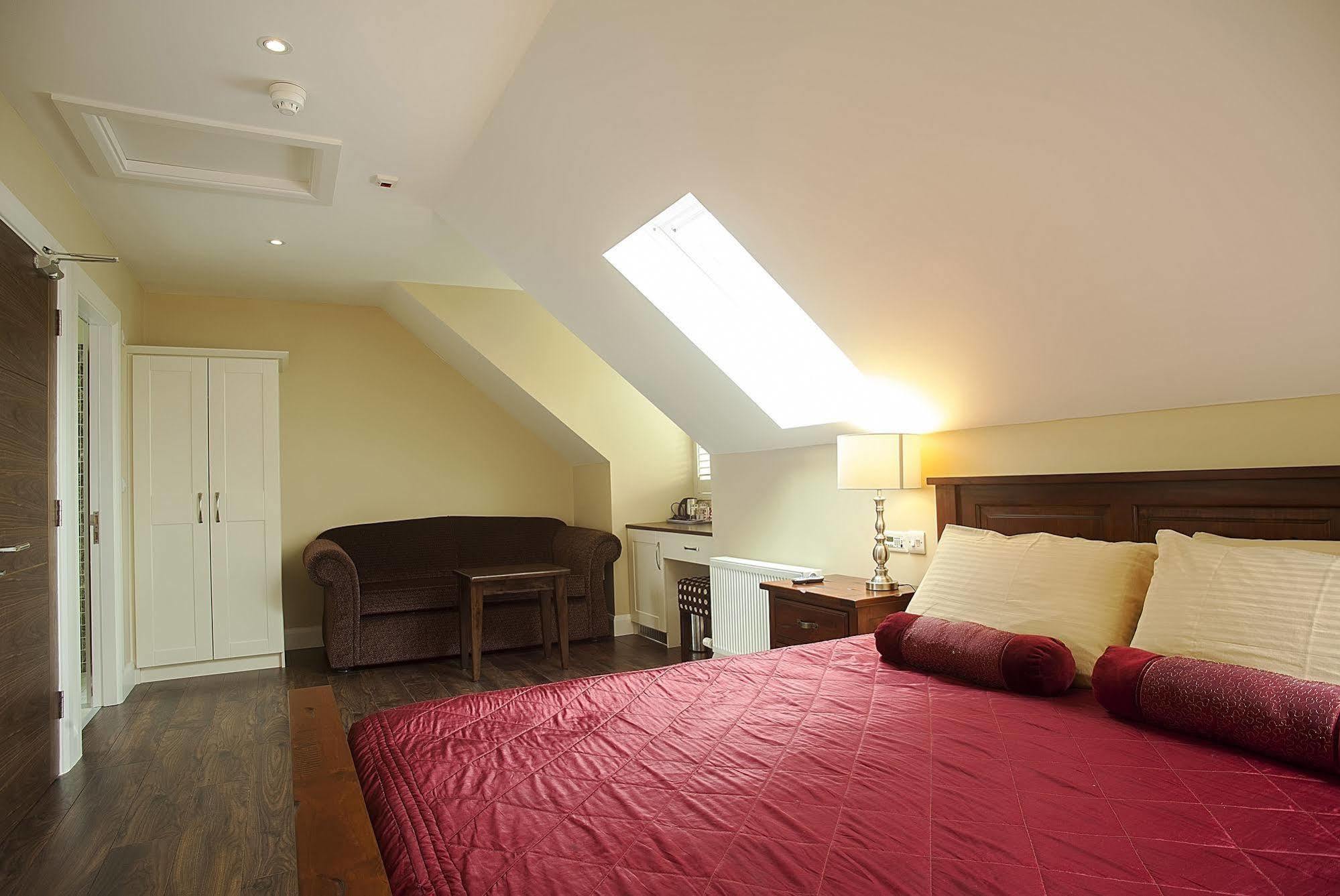 Sea Breeze Lodge B&B Galway Ngoại thất bức ảnh